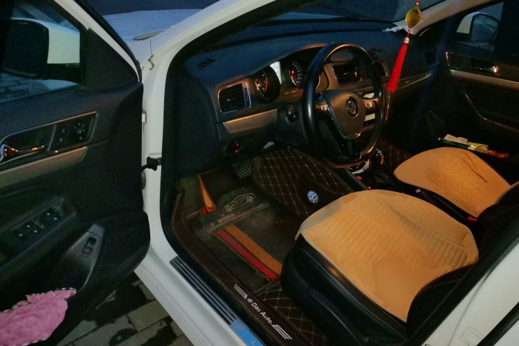 大众 朗逸 2017款 1.6L 自动舒适版中控内饰20