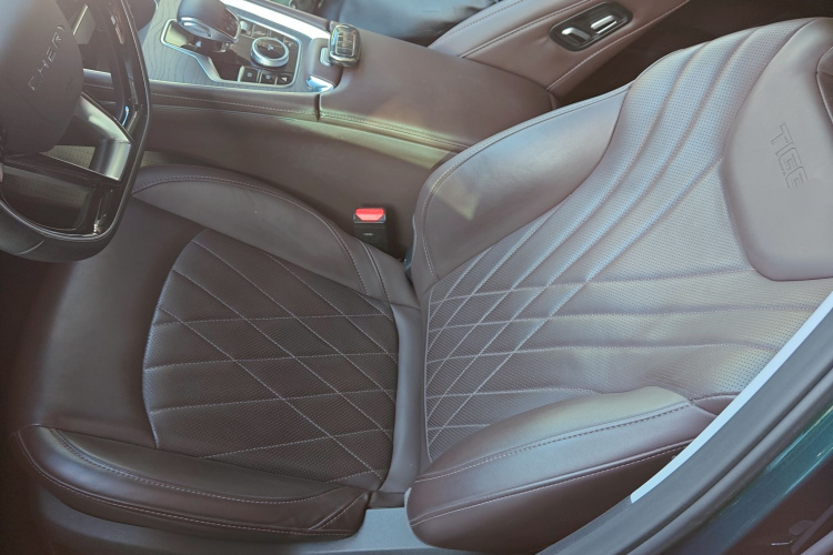 奇瑞 瑞虎8 PRO 2022款 390T 两驱浩瀚版 5座中控内饰19