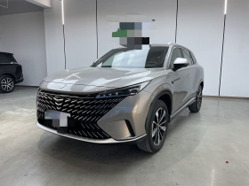 荣威RX5 2023款 1.5T 尊荣滑屏版