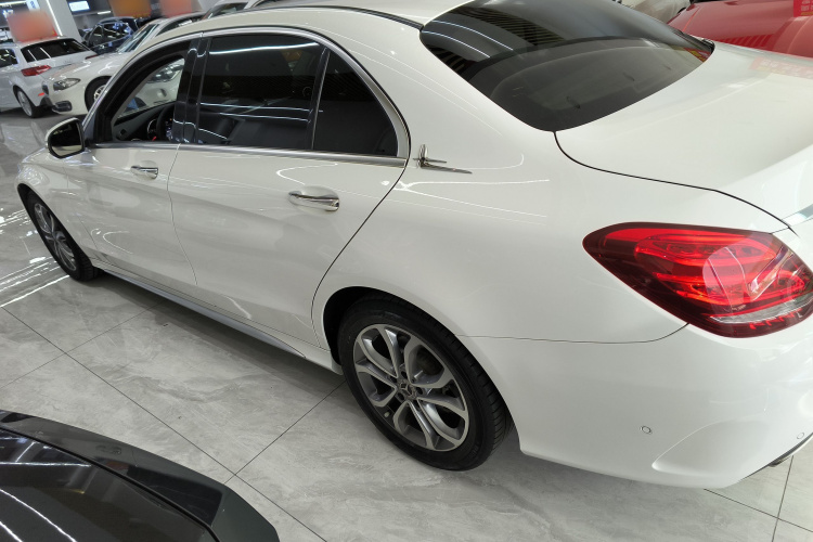 奔驰C级 2018款 C 180 L 时尚型运动版车身外观6003