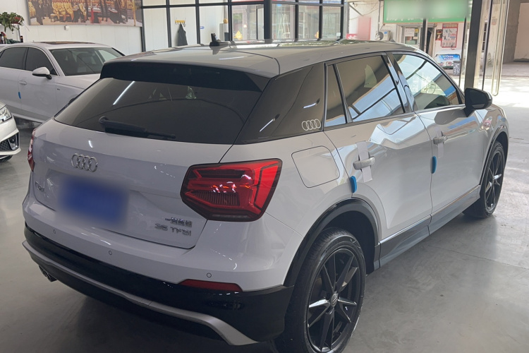 奥迪Q2L 2021款 35 TFSI 进取动感型车身外观6003