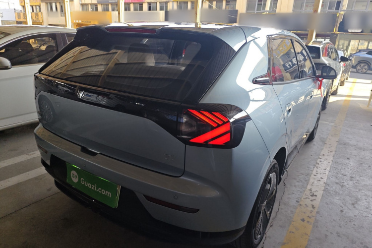 ARCFOX极狐 极狐T1 2025款 425 PRO车身外观7