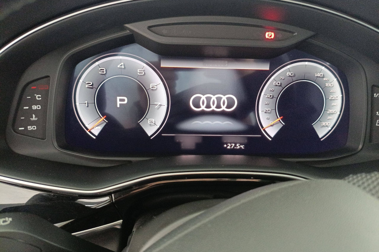 奥迪Q8 2022款 55 TFSI 豪华动感型局部细节14