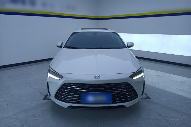 别克 君威 2024款 25T 超享版车身外观2