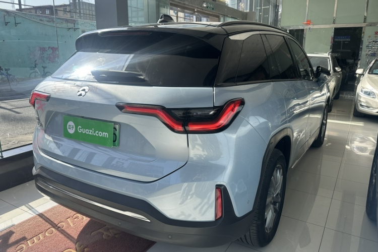 蔚来ES6 2022款 75kWh 运动版车身外观6004