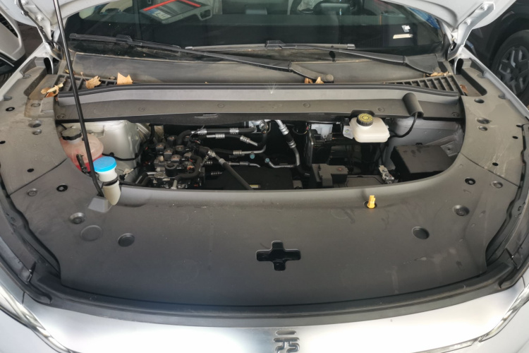 比亚迪 元PLUS 2024款 荣耀版 430KM 领先型机舱底盘24