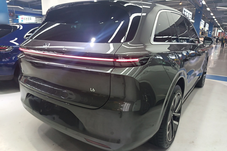 理想汽车 理想L6 2024款 Max车身外观7
