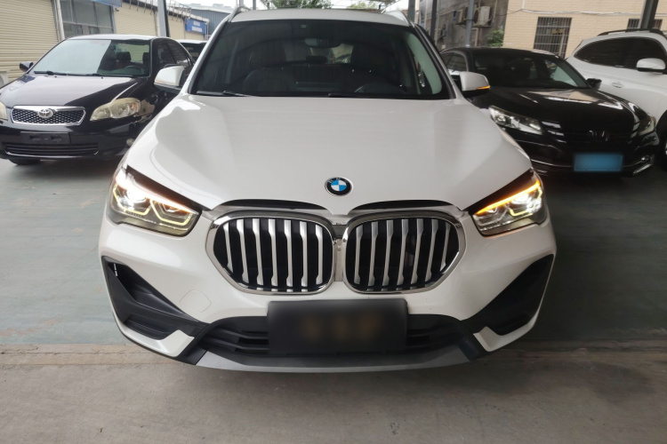 宝马X1 2020款 sDrive25Li 领先型车身外观2