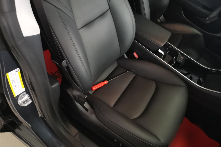 特斯拉 Model 3 2020款 改款 标准续航后驱升级版局部细节41