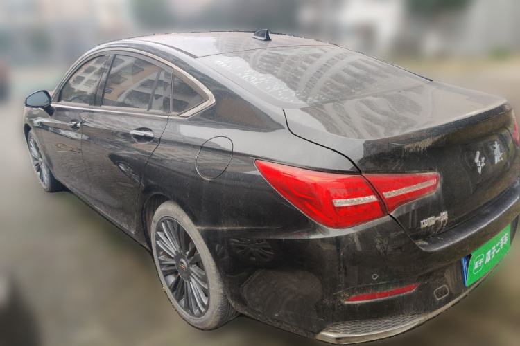 红旗H5 2020款 1.5T DCT旗韵版车身外观5