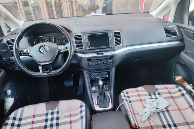 大众 夏朗 2018款 380TSI 尊享型 7座中控内饰7003