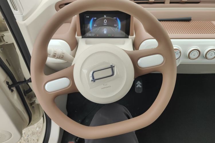 奔腾小马 2026款 222km 萌趣马 Plus中控内饰13