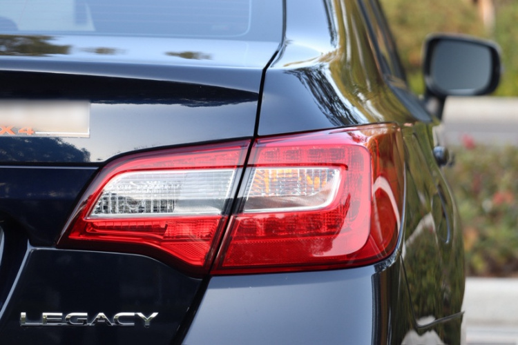 斯巴鲁 力狮 2020款 改款 2.5i 全驱风尚版车身外观6007