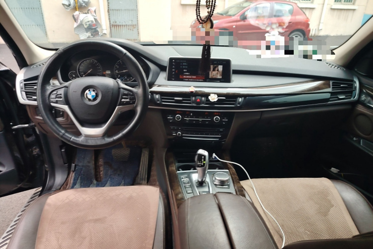 宝马X5(进口) 2018款 xDrive28i中控内饰12
