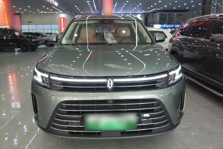 鸿蒙智行 问界M7 2022款 1.5T 四驱旗舰版车身外观2