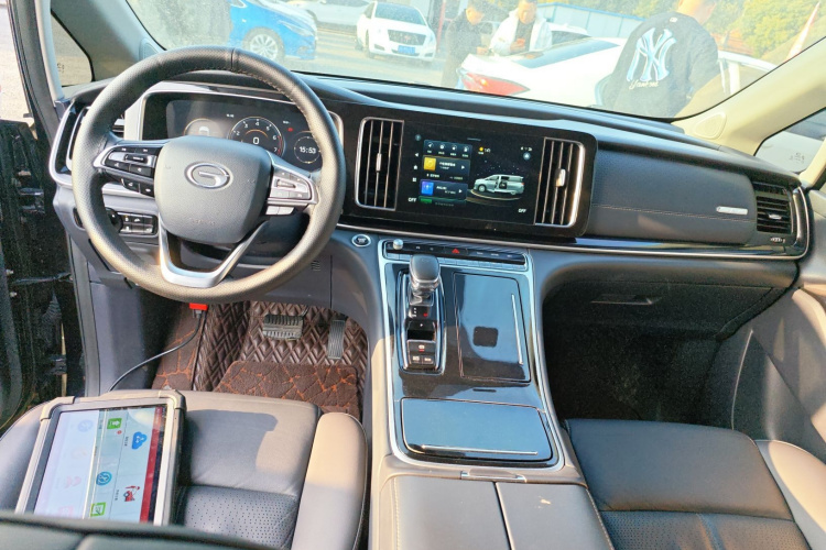 广汽传祺 传祺M8 2021款 大师系列 390T 尊贵版中控内饰12