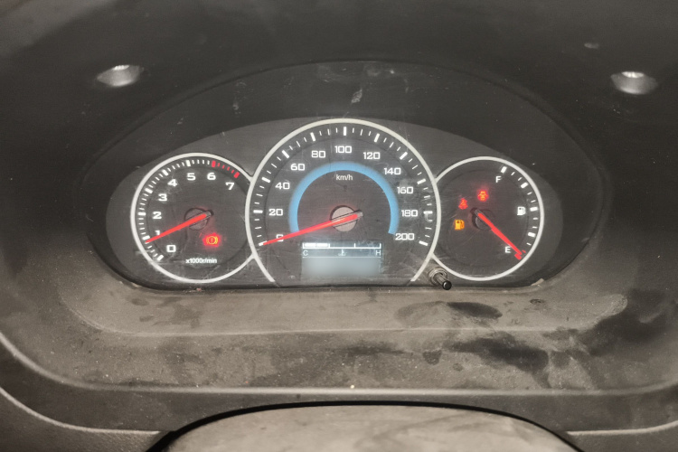 五菱汽车 五菱荣光V 2016款 1.5L标准型局部细节14