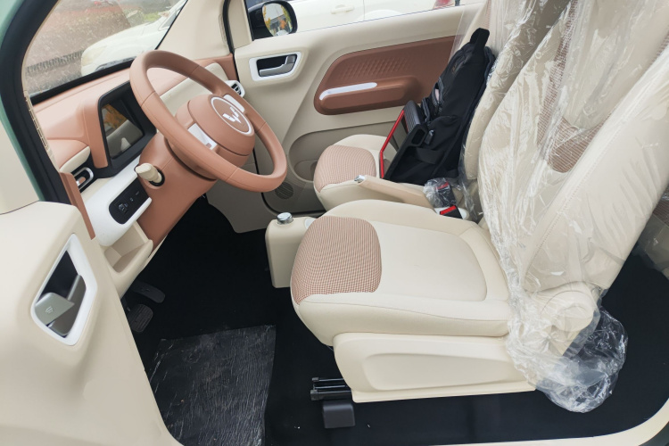 五菱汽车 宏光MINIEV 2024款 第三代 215km 青春版中控内饰19