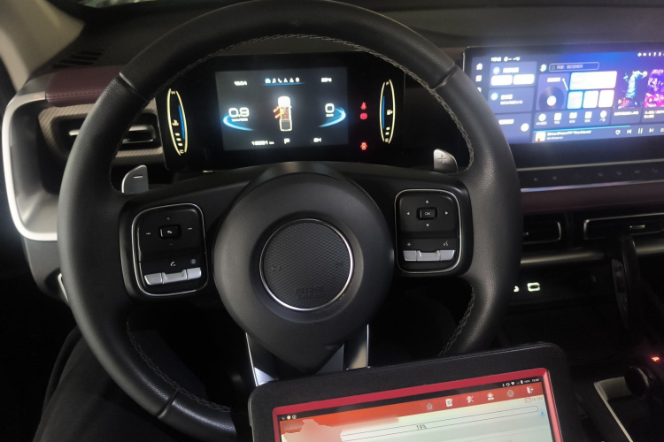 长城 炮 2023款 2.0T越野版自动汽油四驱高阶版中控内饰13