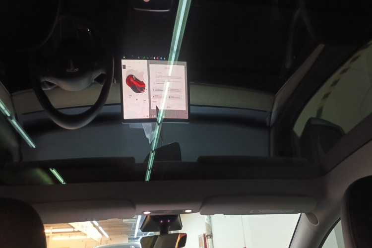 特斯拉 Model Y 2022款 改款 长续航全轮驱动版中控内饰22