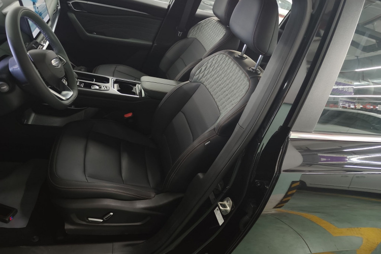 吉利汽车 豪越L 2024款 2.0T DCT尊贵型局部细节19