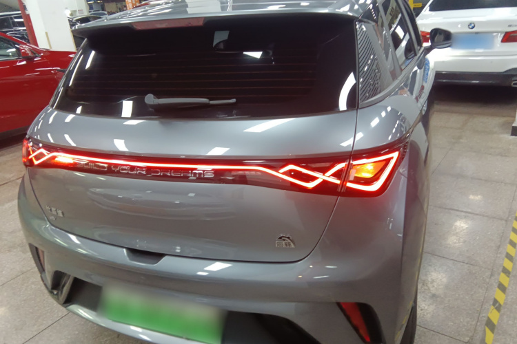 比亚迪 海豚 2023款 420km 时尚版车身外观6