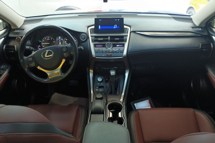 雷克萨斯NX 2015款 200t 全驱 锋尚版中控内饰7002