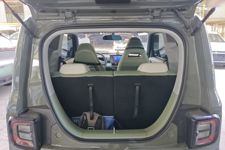 吉利银河 2025款 210km 熊猫骑士局部细节23