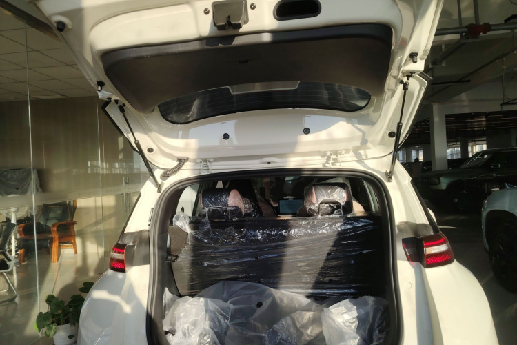 比亚迪 海鸥 2025款 305km 活力版机舱底盘23