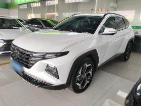 现代 2023款 途胜L 1.5T 自动两驱DLX豪华版