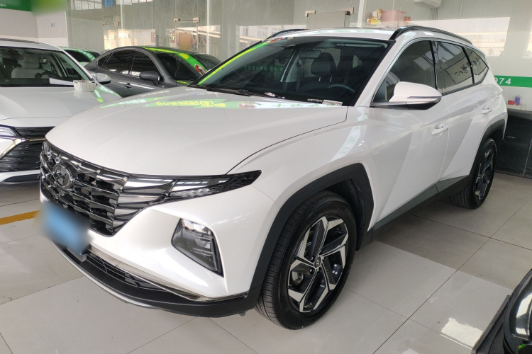 现代 2023款 途胜L 1.5T 自动两驱DLX豪华版车身外观1