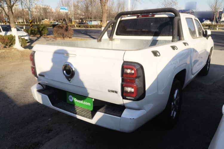 长城 金刚炮 2022款 2.0T手动柴油两驱精英型长箱GW4D20M车身外观7