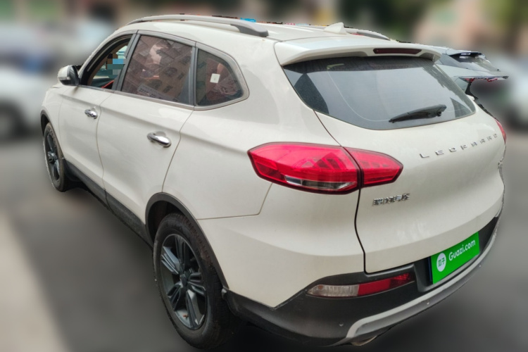 猎豹汽车 猎豹CS10 2017款 2.0T 手动风尚型车身外观5