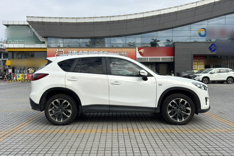 马自达CX-5 2015款 2.5L 自动四驱尊贵型车身外观6008