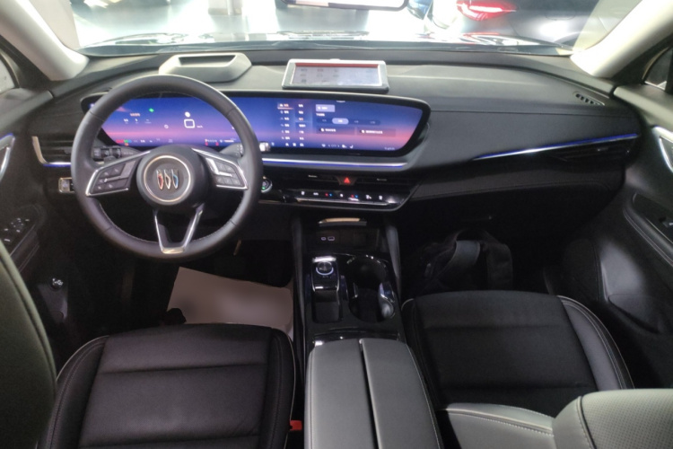 别克 2025款 昂科威Plus 28T 两驱白金版中控内饰7002