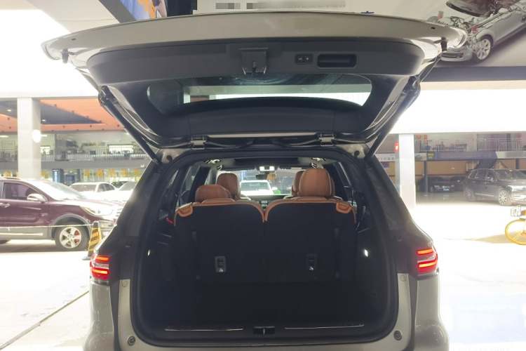 理想汽车 理想ONE 2020款 增程6座版局部细节23