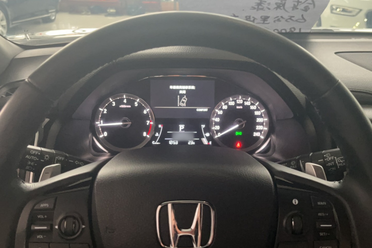 本田UR-V 2020款 370TURBO 四驱尊耀版局部细节14