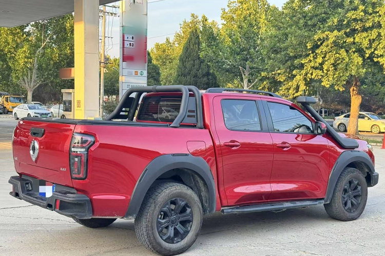 长城 炮 2024款 2.4T越野版自动柴油四驱高阶版车身外观6005