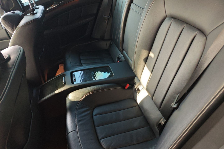 奔驰CLS 2016款 CLS 260 逸彩版中控内饰21