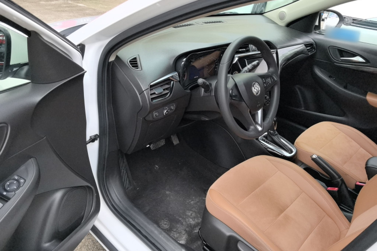 别克 凯越 2018款 15N CVT豪华型中控内饰7002