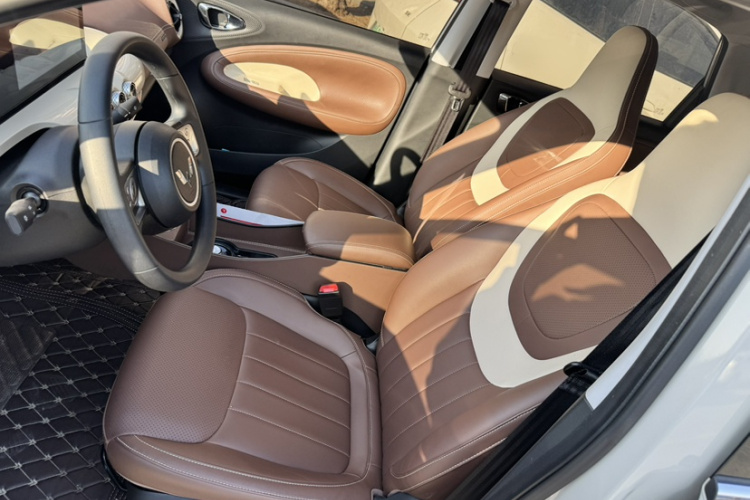 五菱汽车 五菱缤果 2024款 333km 悦享款中控内饰7002