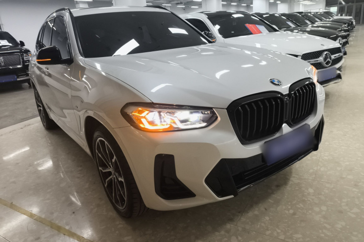 宝马X3 2022款 xDrive30i 领先型 M曜夜套装车身外观6002