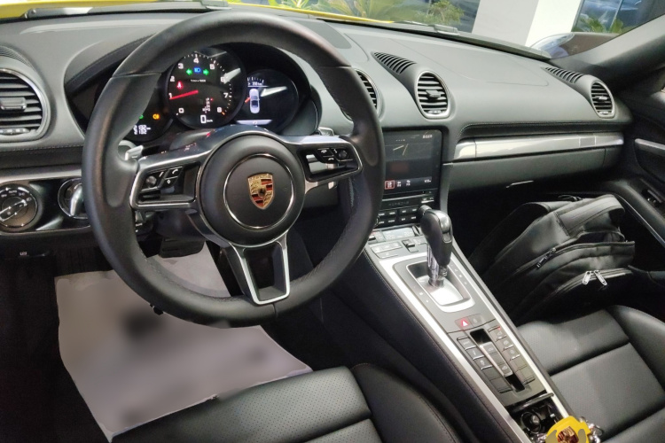 保时捷718 2022款 Boxster 2.0T中控内饰12