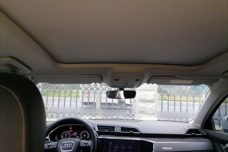 奥迪Q3 2019款 35 TFSI 进取动感型局部细节22