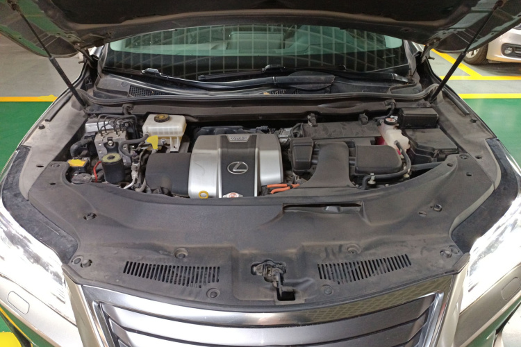 雷克萨斯RX 2016款 450h 四驱典雅版机舱底盘24