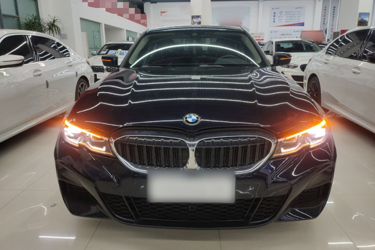 宝马3系 2022款 改款 325Li M运动套装车身外观2