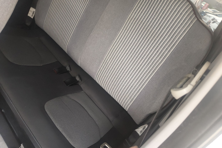 五菱汽车 宏光MINIEV 2020款 悦享款 磷酸铁锂中控内饰21