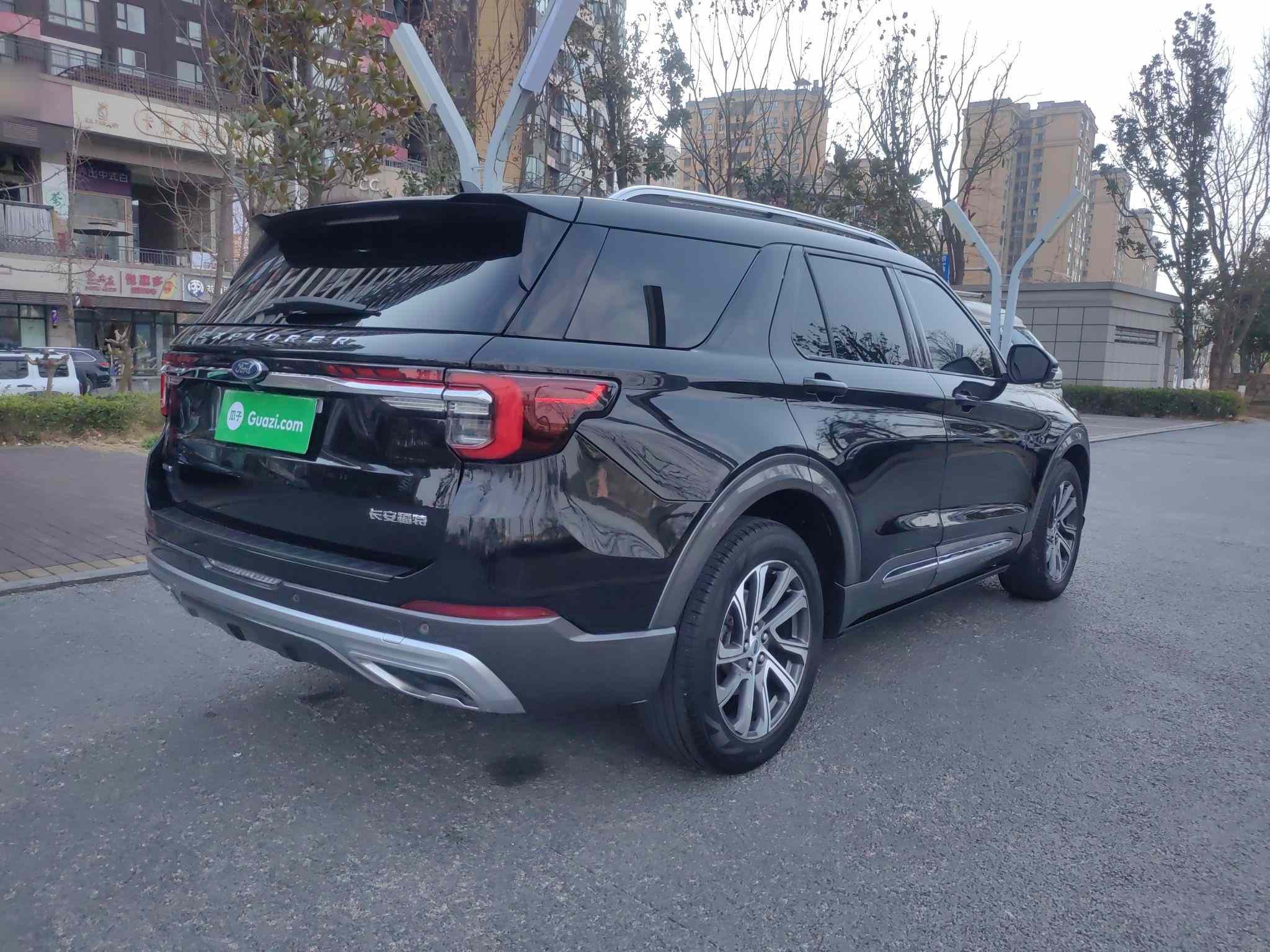 福特 探险者 2023款 EcoBoost 285 四驱风尚plus版 6座(4)
