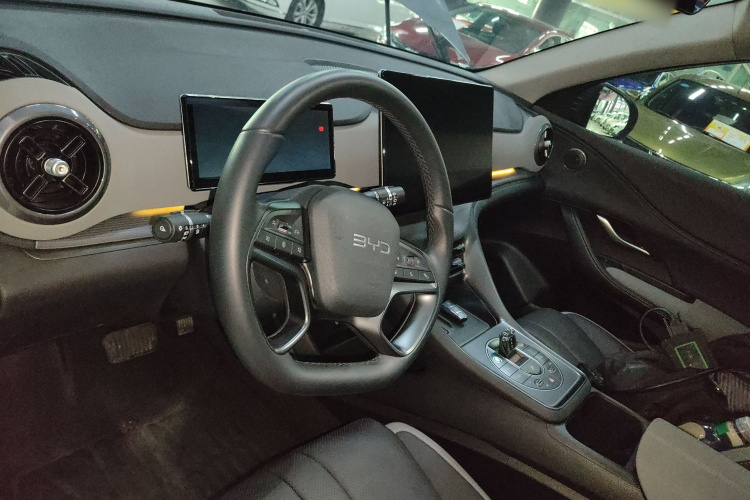 比亚迪 海狮05 DM-i 2025款 DM-i 智驾版 115KM旗舰型中控内饰13