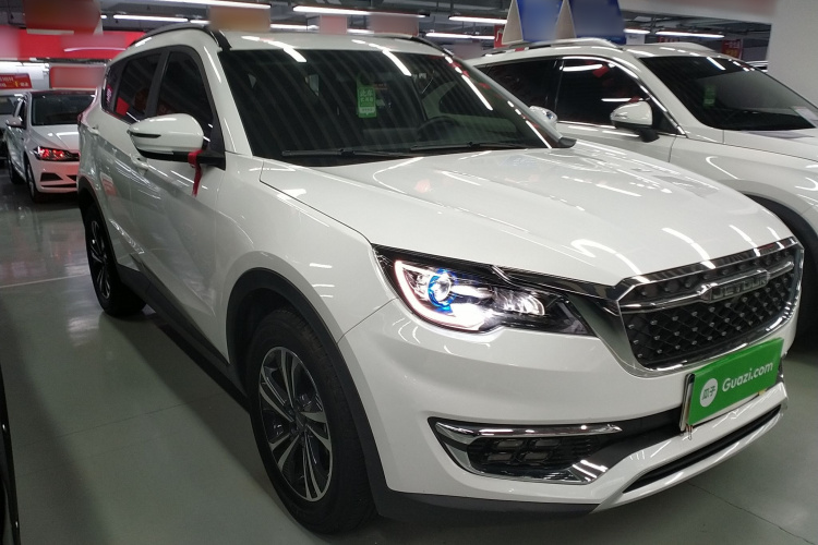 捷途X70S 2023款 1.5T DCT荣耀版 7座车身外观3